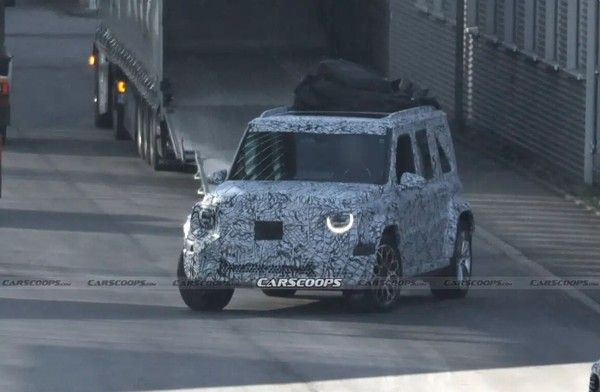 奔驰全新纯电动力系统SUV车型谍照奔驰小g即将亮相