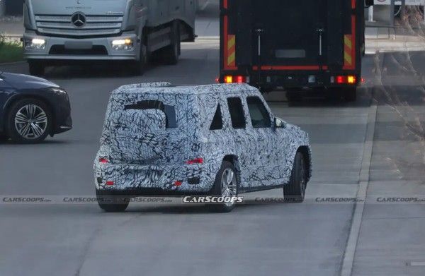 奔驰全新纯电动力系统SUV车型谍照奔驰小g即将亮相