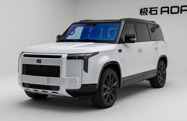 极石01改款车型极石ADAMAS将于12月17日正式上市