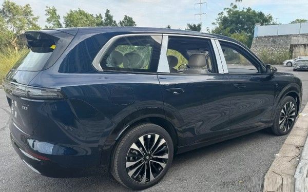 宝骏华境S实车曝光全系标配华为乾崑智能鸿蒙座舱