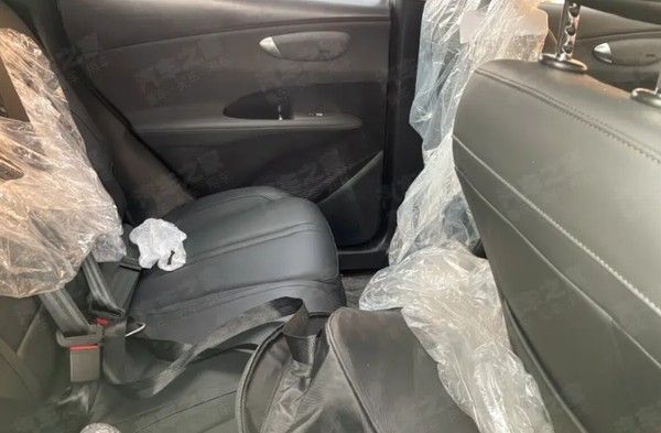 奇瑞T1Q内饰谍照预计2026年推出有望命名瑞虎5L