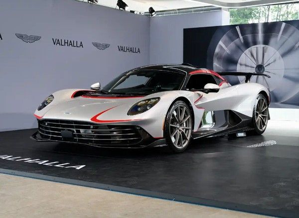 插电混动超跑阿斯顿·马丁Valhalla量产版实车国内亮相