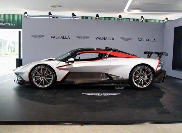 插电混动超跑阿斯顿·马丁Valhalla量产版实车国内亮相