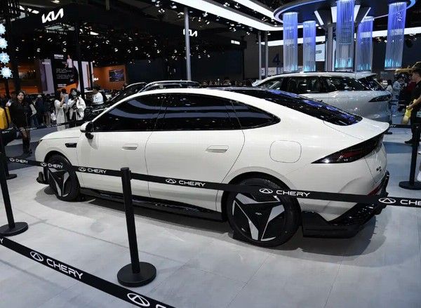 奇瑞风云A9 EV量产版正式亮相将2026年二季度上市