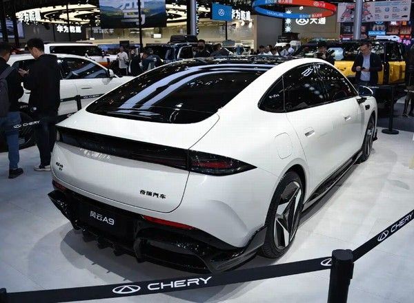 奇瑞风云A9 EV量产版正式亮相将2026年二季度上市