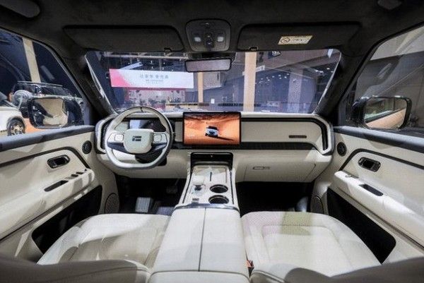 全地形豪华SUV全新极石ADAMAS将12月17日上市