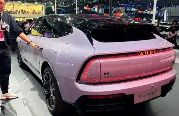 奥迪E5 Sportback钦定性能quattro型上市价格参数配置