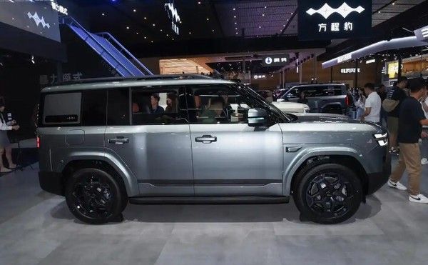 家用硬派越野车推荐5座车方程豹钛7成家用硬派新宠