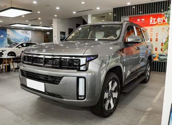 中大型SUV北京越野BJ60雷霆行政版11月30日上市