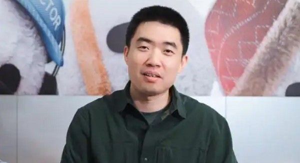 汽车的终极形态未来应是“汽车机器人”具身智能产品