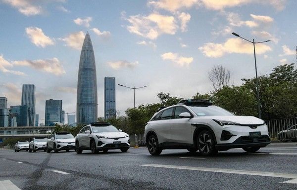 小马智行robotaxi车队规模破500台商业化在加速