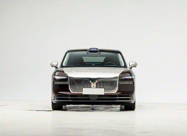 岚图追光L中大型轿车价格配置参数将12月上市交付