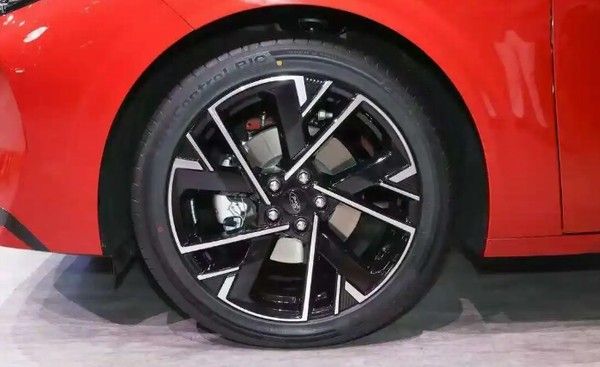 2026款新款福特蒙迪欧价格参数配置将于11月上市