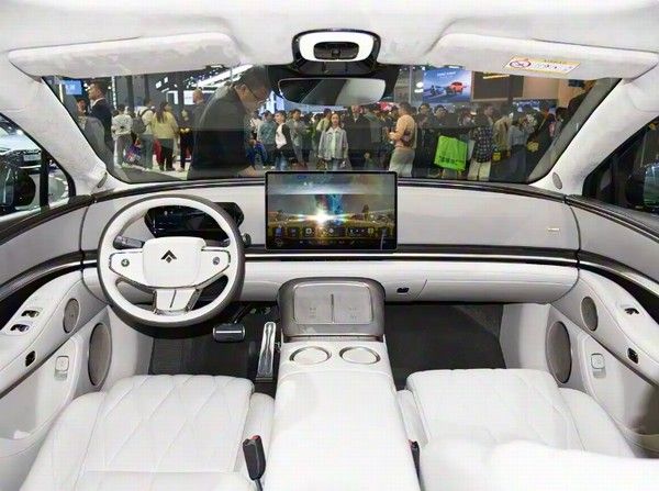 广汽昊铂A800价格参数配置有望于今年四季度上市