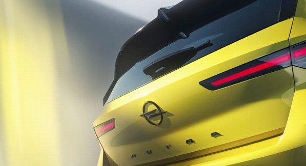 欧宝品牌发布2026款Astra中期改款车型官方预告图