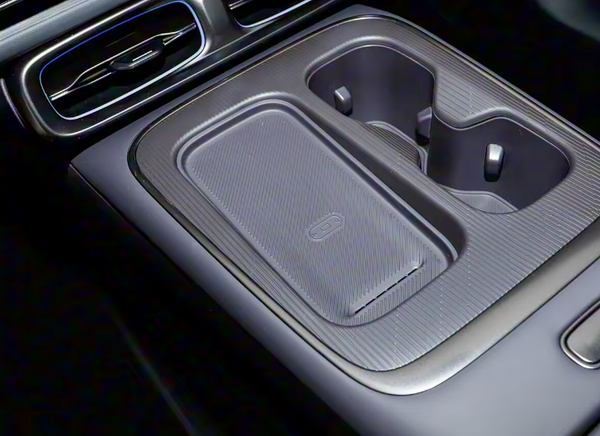 零跑汽车全新战略车型Lafa5正式上市价格参数配置