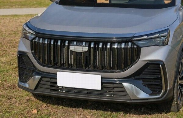 吉利汽车新款豪越L中型SUV正式上市价格参数配置