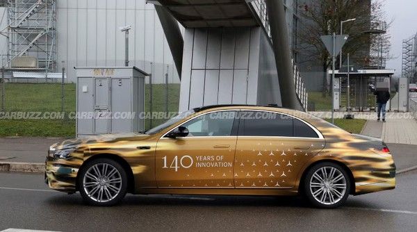 梅赛德斯-奔驰S级轿车原型车路测计划2026年推出