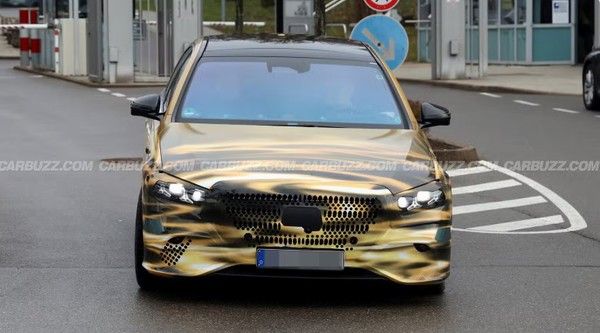 梅赛德斯-奔驰S级轿车原型车路测计划2026年推出