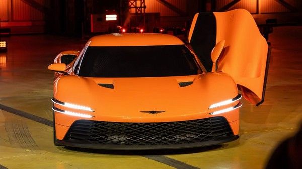 捷尼赛思首款中置引擎超跑Magma GT将投入量产