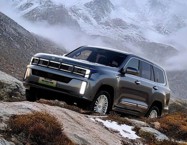 中大型SUV北京越野BJ60增程行政版上市价格参数