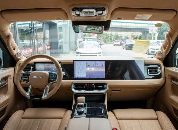 中大型SUV北京越野BJ60增程行政版上市价格参数