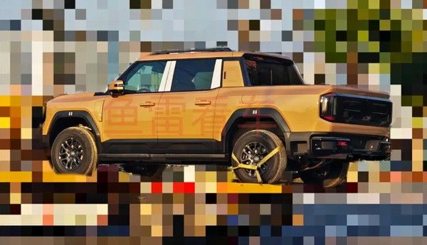 捷途纵横F700量产版无伪装谍照越野皮卡鲲鹏超混