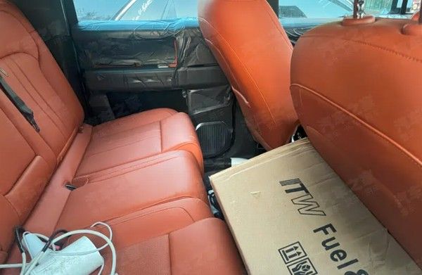 捷途纵横F700量产版无伪装谍照越野皮卡鲲鹏超混