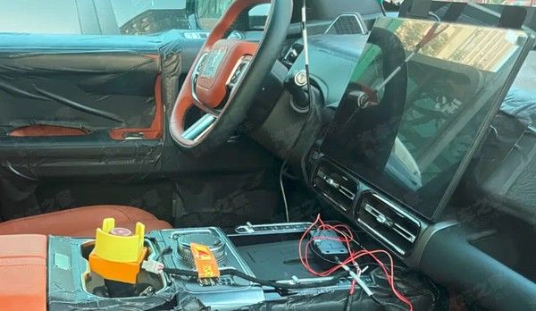 捷途纵横F700量产版无伪装谍照越野皮卡鲲鹏超混