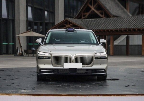 岚图追光L预售价定档12月10日将正式上市价格参数