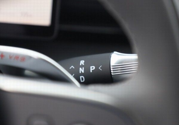 岚图追光L预售价定档12月10日将正式上市价格参数