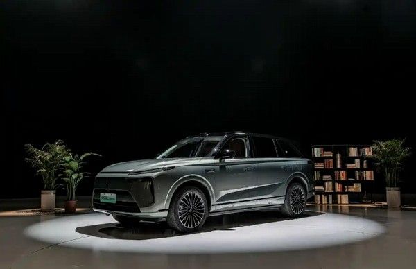 魏牌蓝山智能进阶版将首发搭载长城汽车VLA大模型