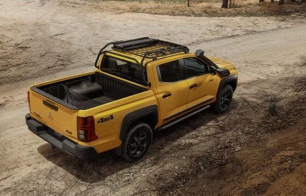 三菱汽车全新Triton Savana特别版皮卡车专注越野