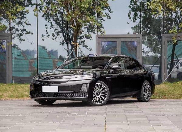 中大型轿车广汽昊铂A800将12月上市价格参数配置