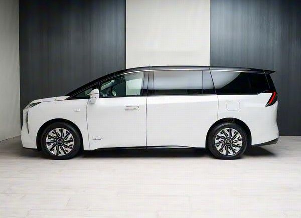 别克品牌旗舰级中大型MPV至境世家将于12月上市