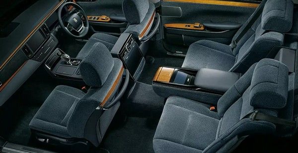 丰田官方发布新款丰田Century世纪车型官图及价格