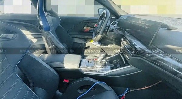 宝马M2 xDrive四驱版谍照预计将于2026年5月发布