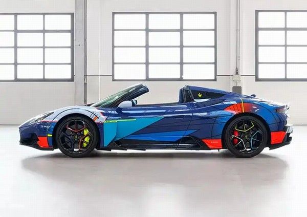 玛莎拉蒂MC20“Opera d’Arte”敞篷特别版个性化定制