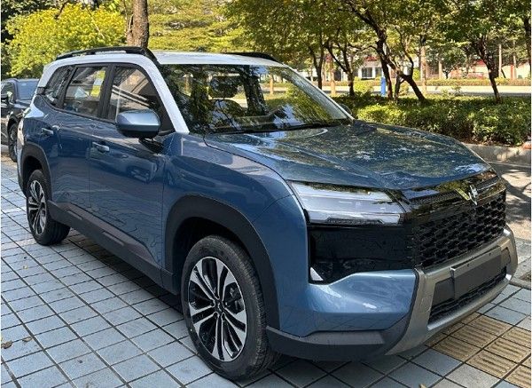 五菱宏光侠量产版车型实车谍照新车命名为星光560