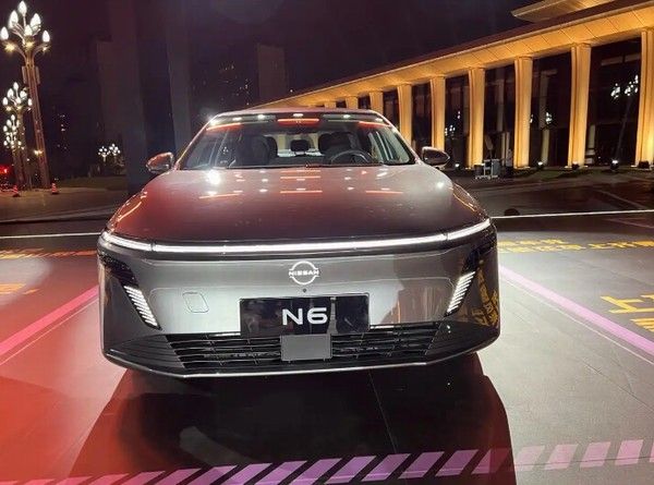 东风日产N6插混轿车正式上市天演架构首款插混轿车