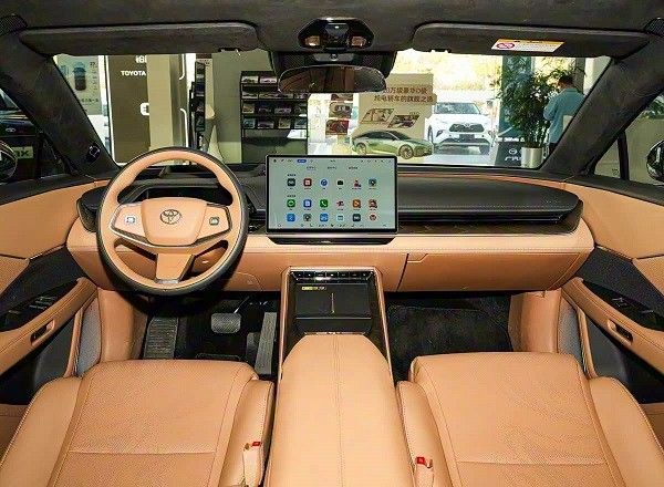 广汽丰田铂智7开启预订有望3月上市跨年购置税补贴