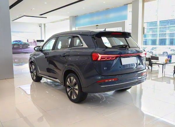 赛力斯蓝电中型SUV新款蓝电E5 PLUS正式上市价格