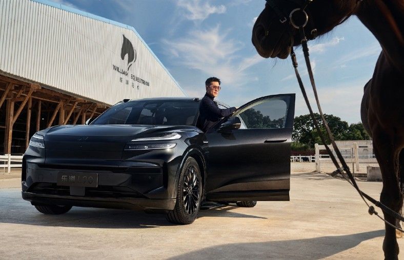 纯电大型SUV乐道L90黑骑士特别版首位车主古天乐