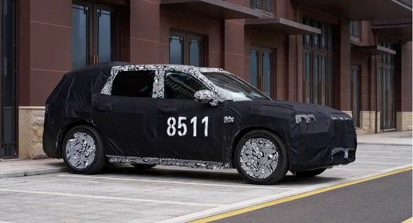 极氪8X谍照曝光参数配置新车将在明年一季度亮相