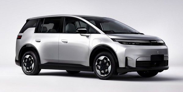 广汽埃安N60纯电动多用途乘用车融合SUV和MPV元素