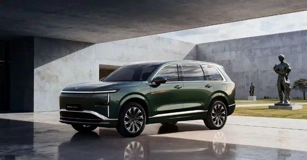 五菱全新中大型SUV星光L官图插电式混合动力系统