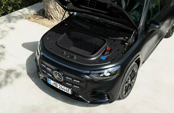 梅赛德斯-奔驰紧凑型SUV全新一代奔驰GLB车型官图