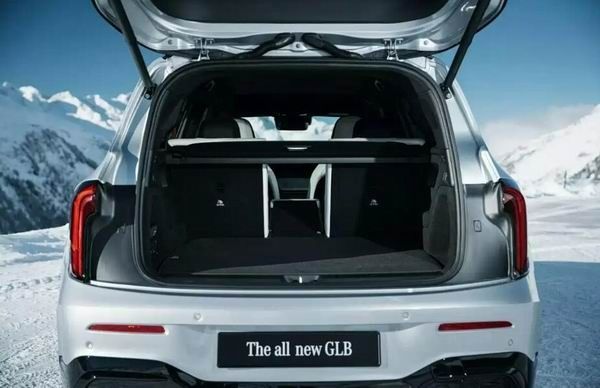 梅赛德斯-奔驰紧凑型SUV全新一代奔驰GLB车型官图