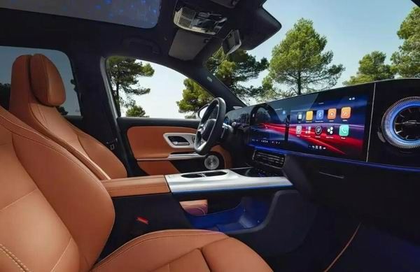 梅赛德斯-奔驰紧凑型SUV全新一代奔驰GLB车型官图