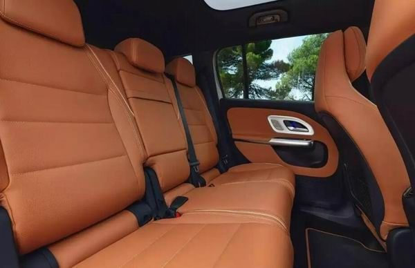 梅赛德斯-奔驰紧凑型SUV全新一代奔驰GLB车型官图